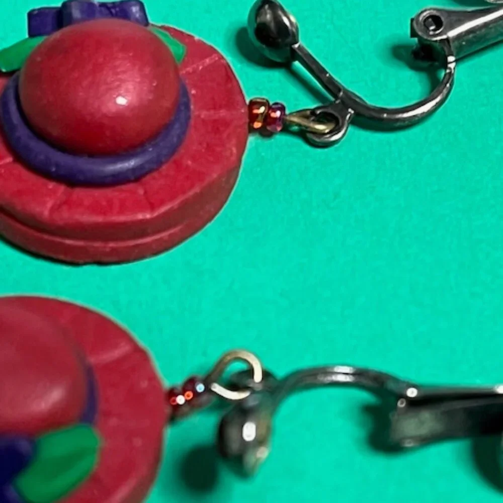 VTG Handcrafted Red Hat Purple Flowers Trim Polymer Clay Clip-on Earrings .75